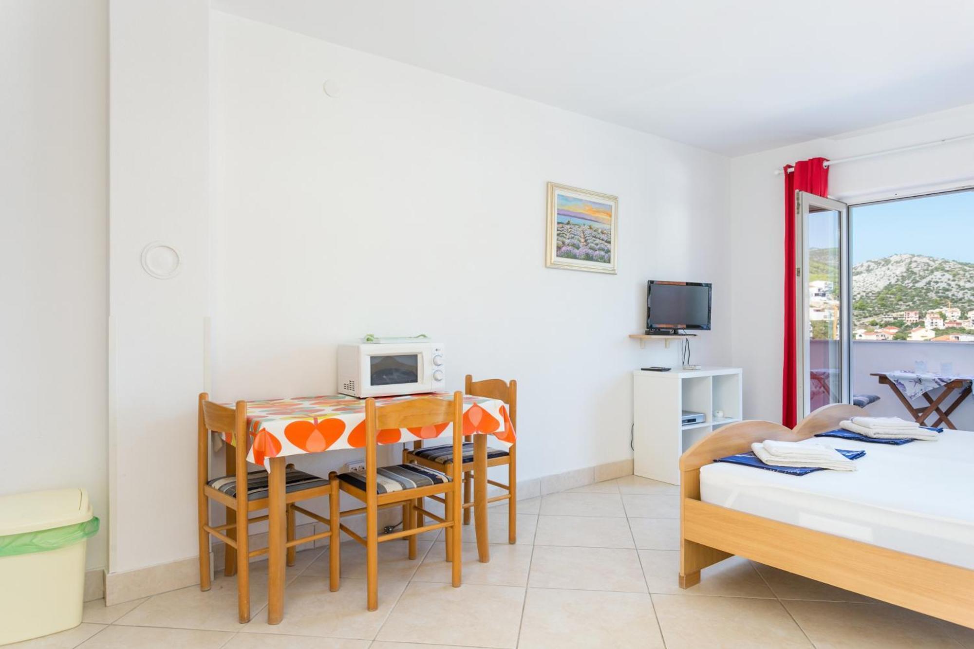 Family Friendly Apartments With A Swimming Pool Seget Vranjica, Trogir - 14409 Seget Donji Bagian luar foto