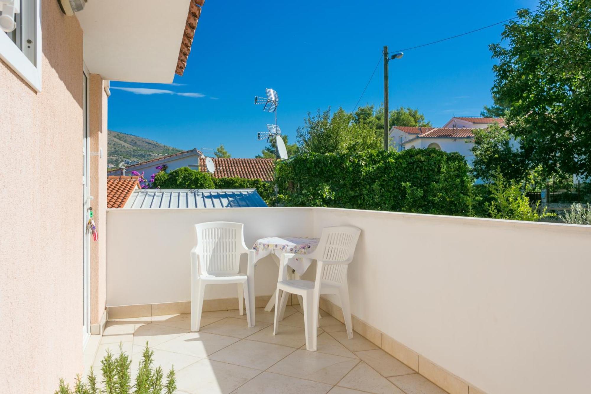 Family Friendly Apartments With A Swimming Pool Seget Vranjica, Trogir - 14409 Seget Donji Bagian luar foto