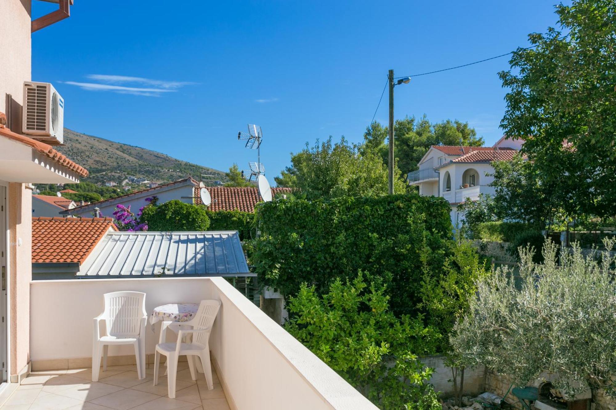 Family Friendly Apartments With A Swimming Pool Seget Vranjica, Trogir - 14409 Seget Donji Bagian luar foto