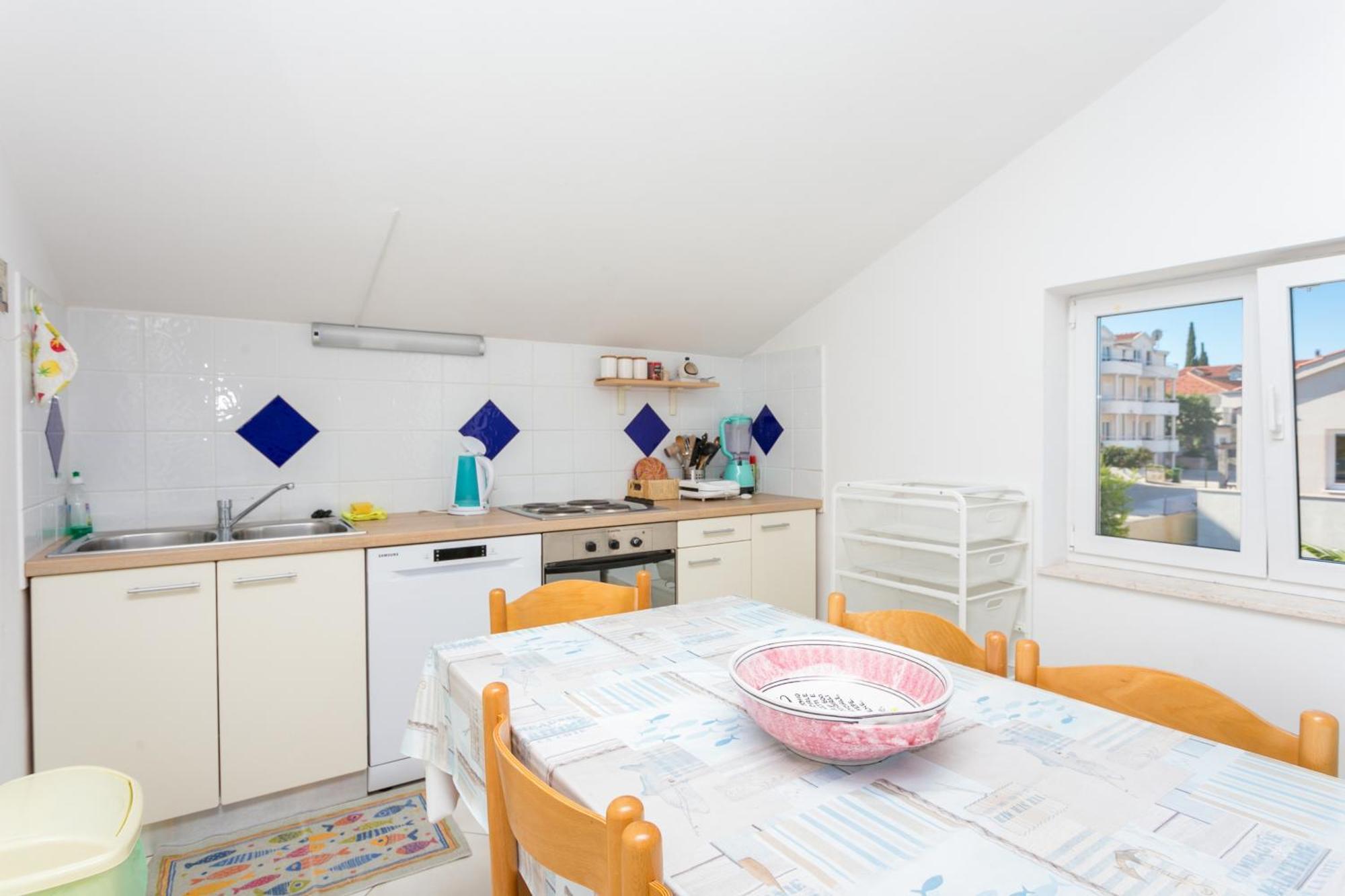 Family Friendly Apartments With A Swimming Pool Seget Vranjica, Trogir - 14409 Seget Donji Bagian luar foto