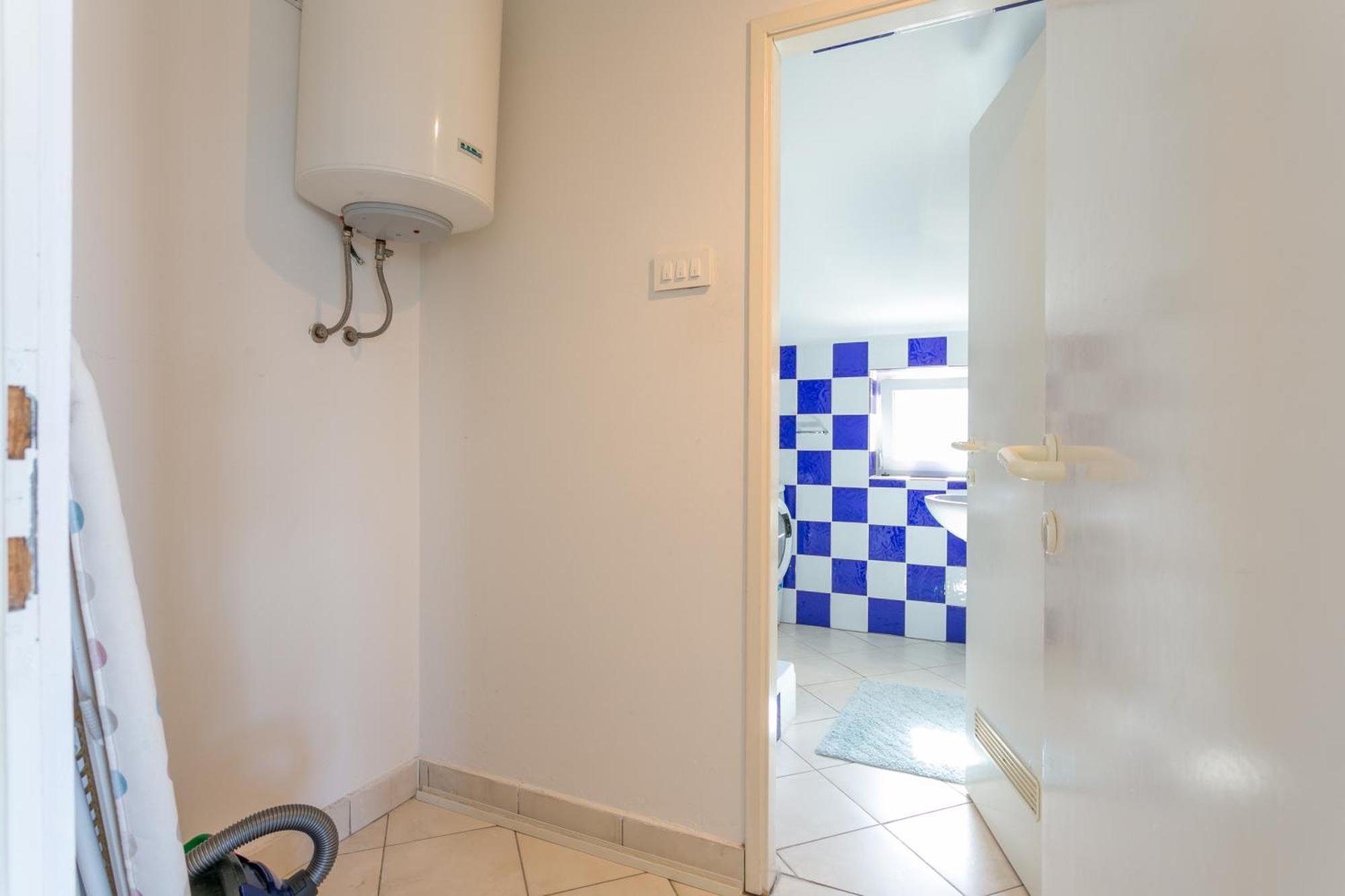 Family Friendly Apartments With A Swimming Pool Seget Vranjica, Trogir - 14409 Seget Donji Bagian luar foto