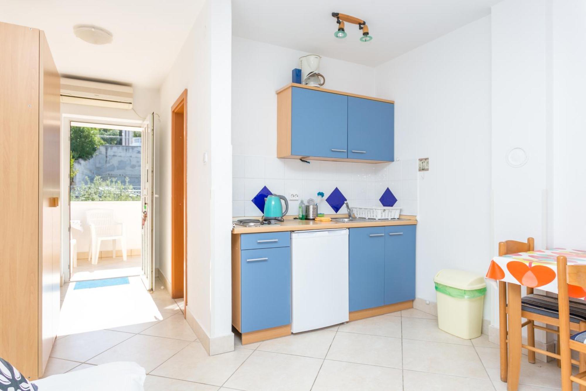 Family Friendly Apartments With A Swimming Pool Seget Vranjica, Trogir - 14409 Seget Donji Ruang foto